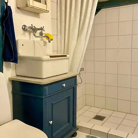 Historic Merchant's House From 1645 In *